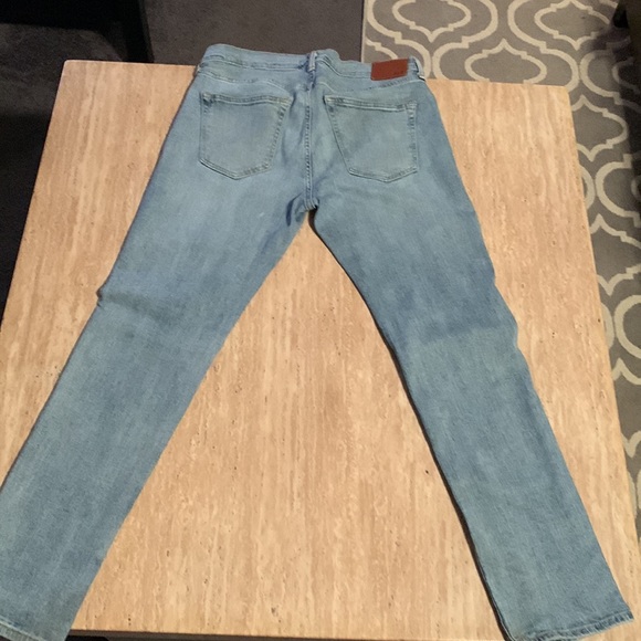 Abercrombie and Fitch - light blue skinny Jeans 32x30 like new - Picture 4 of 5